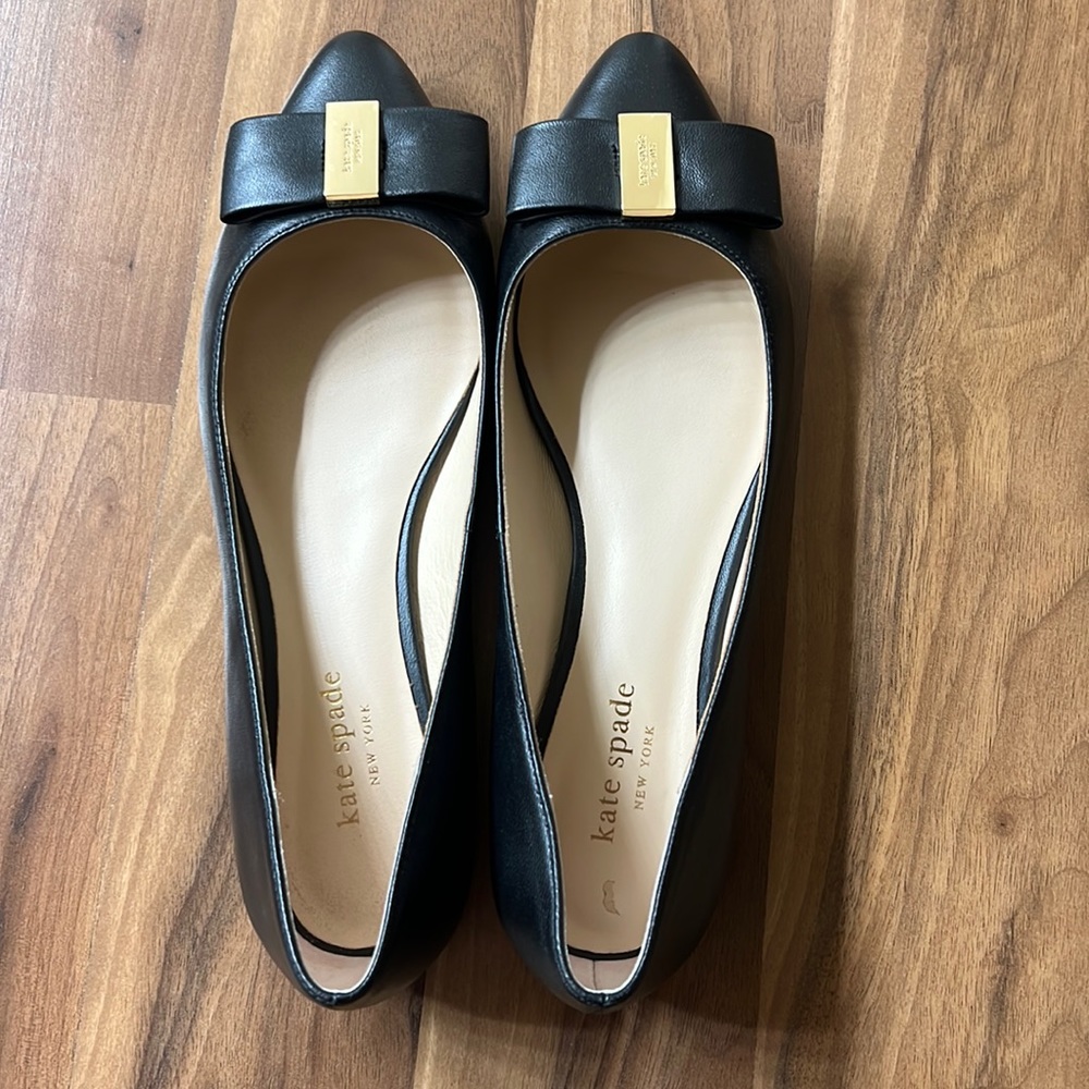 Kate Spade like new black flats with bow